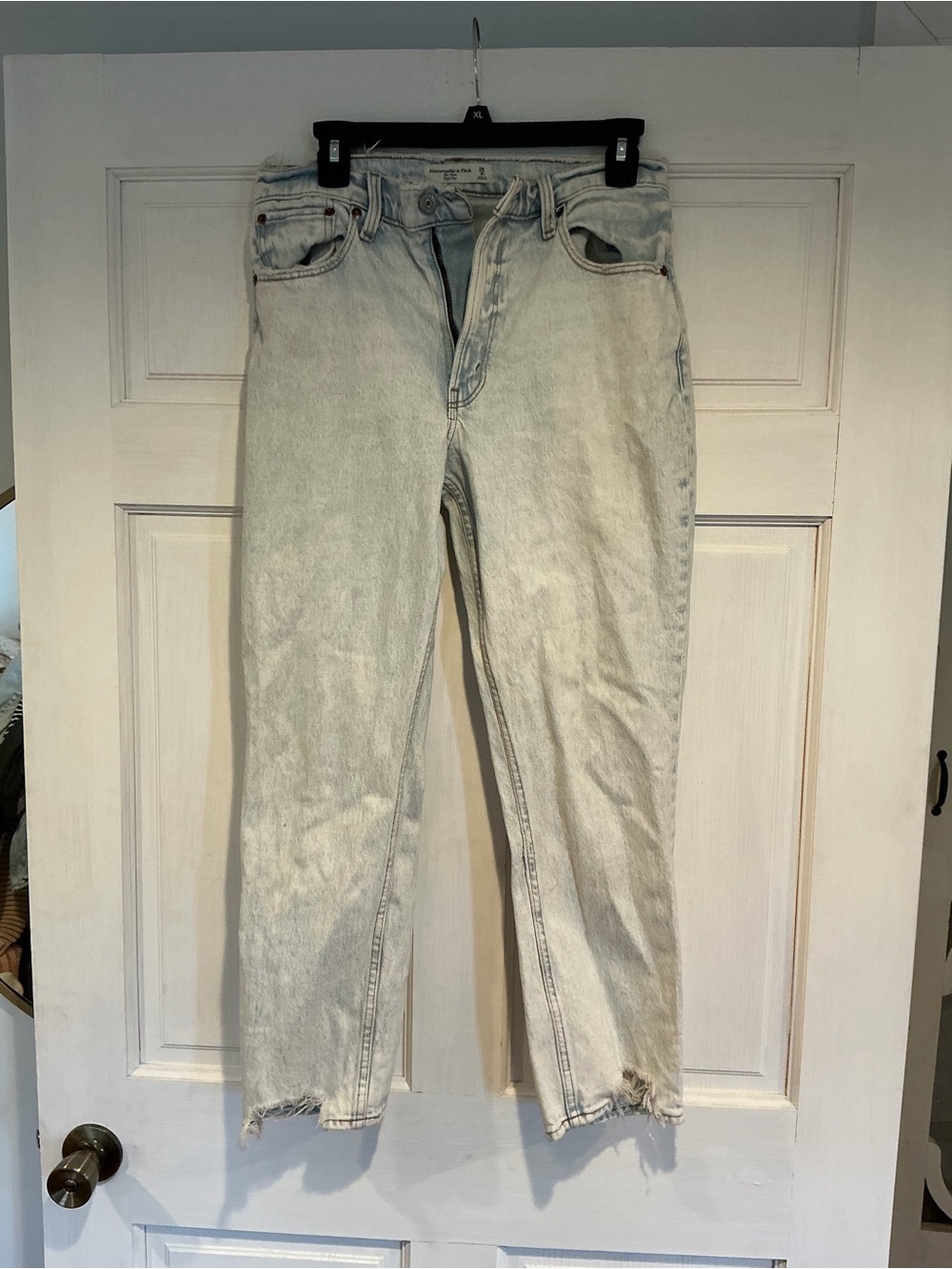 Abercrombie mom jeans light wash